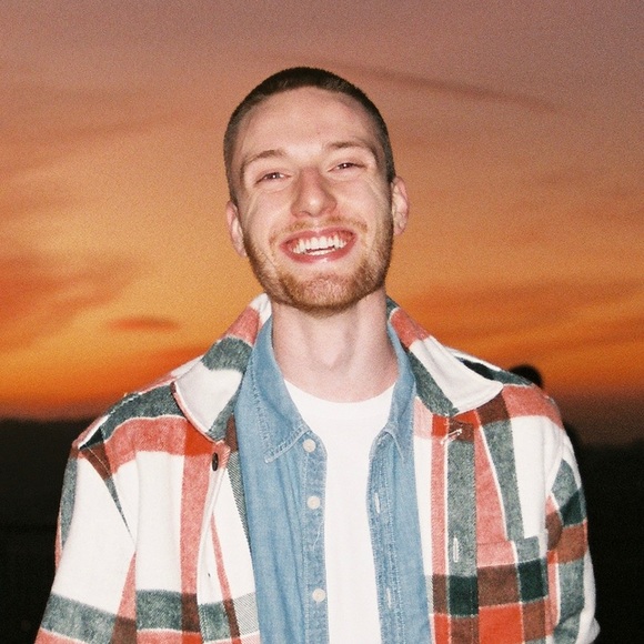 Meet your Posher, Michael - Picture 1 of 1
